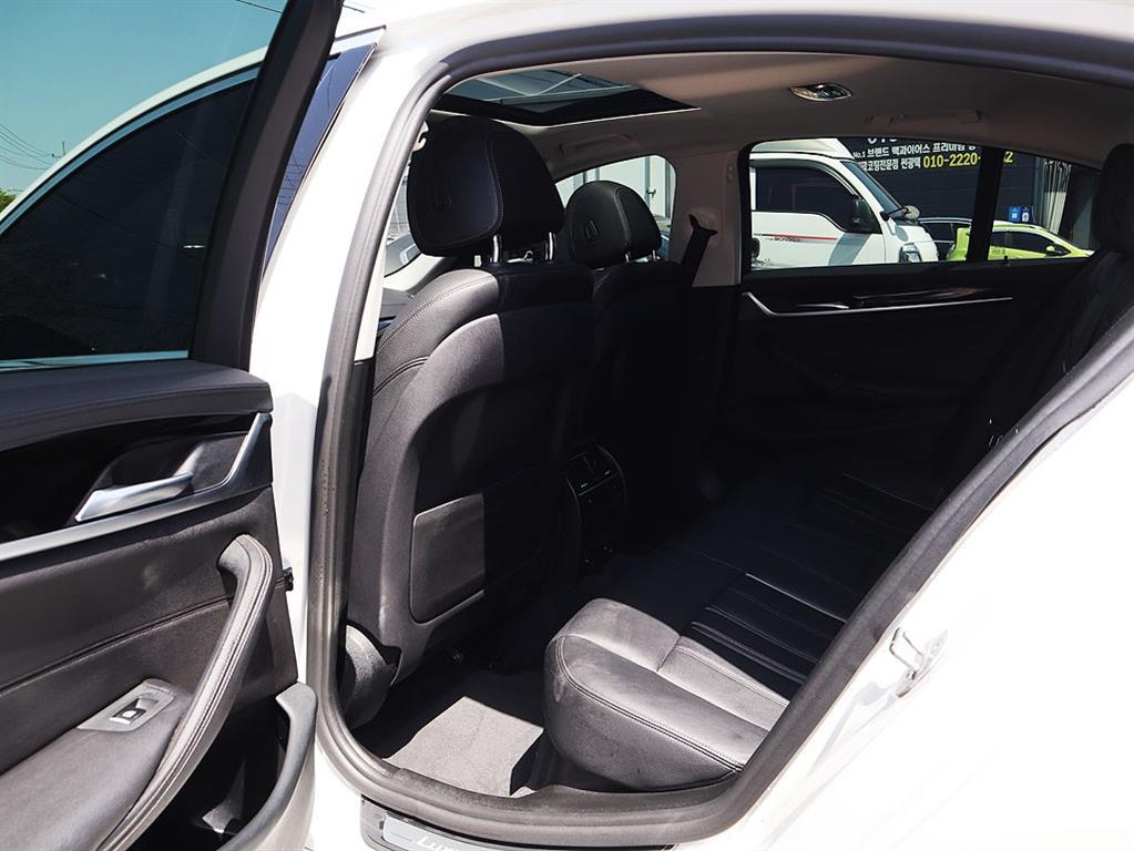 BMW 5 Series 2018 - Importación desde Corea - HF Imports Iquique - Foto 7