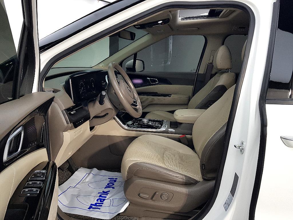 KIA Carnival - Vista 8