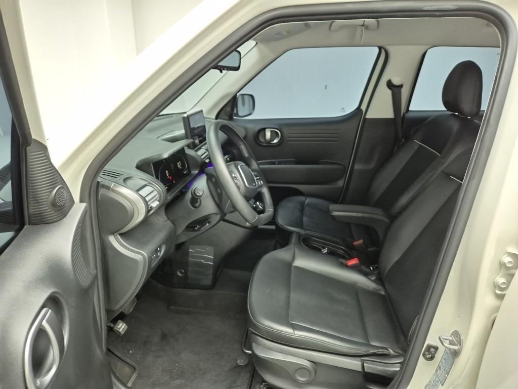 HYUNDAI Casper - Vista 11