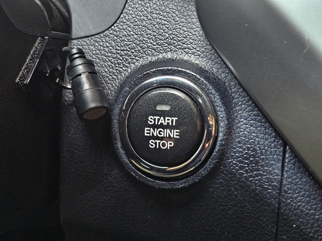 Ssangyong Tivoli 2016 Blanco - Importación desde Corea - HF Imports Iquique - Foto 15