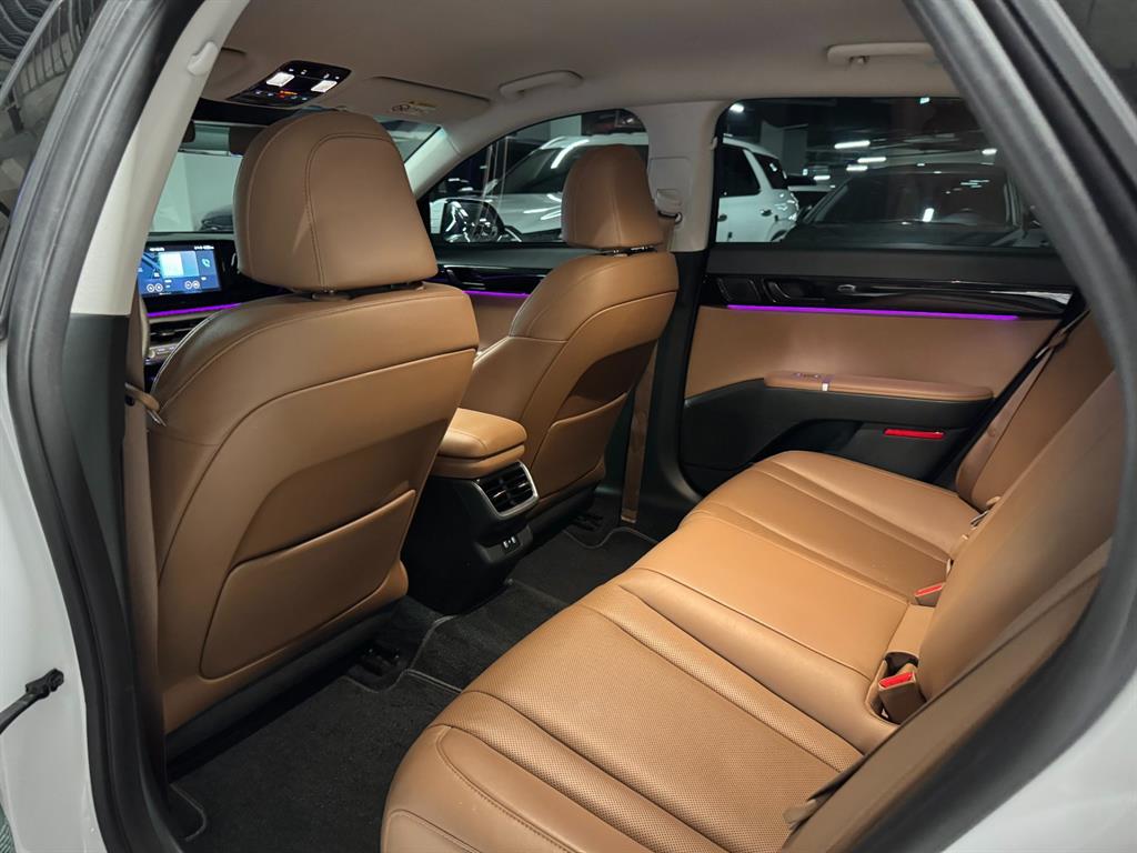 HYUNDAI Grandeur - Vista 12