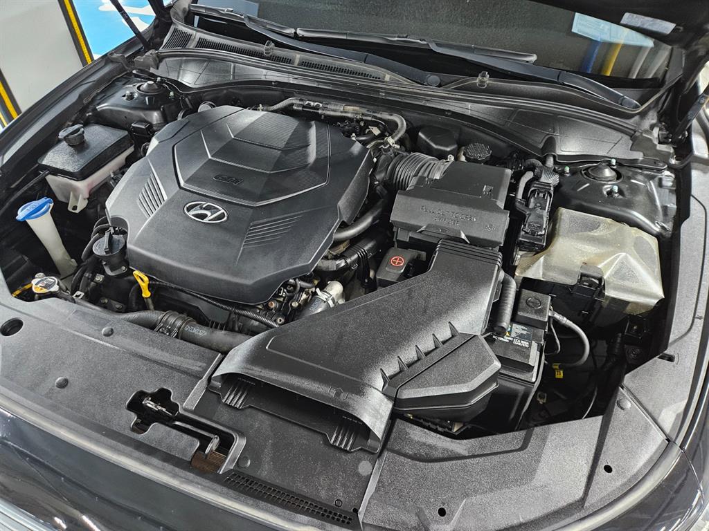 HYUNDAI Grandeur - Vista 5