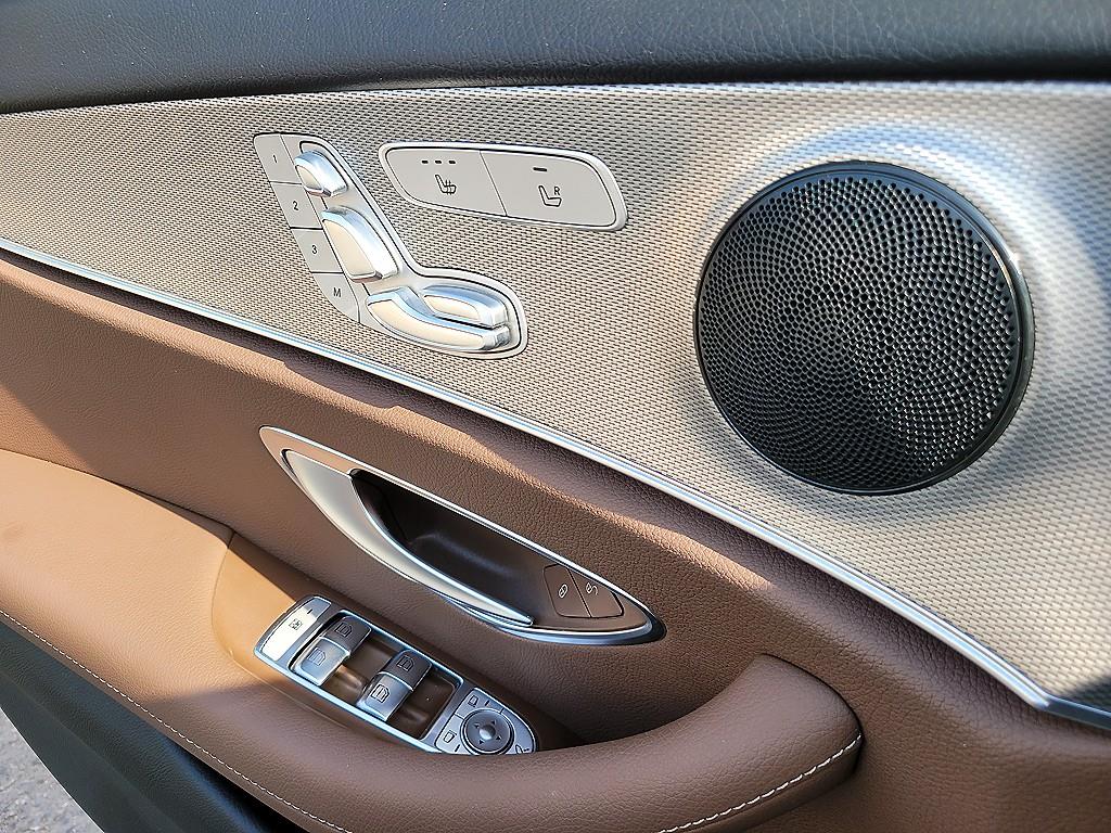 Mercedes Benz E class - Vista 12