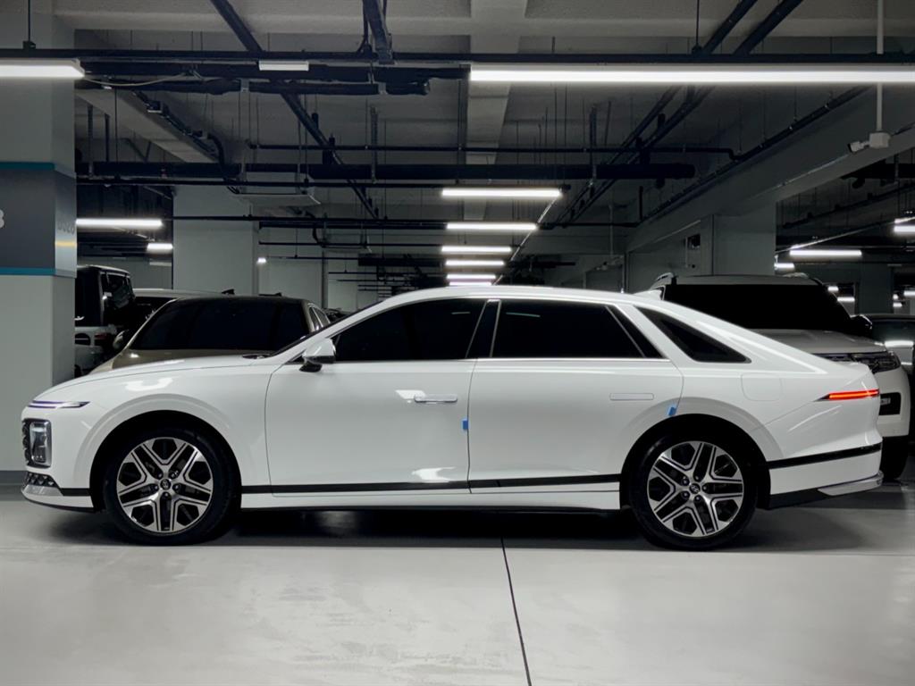 HYUNDAI Grandeur - Vista 5