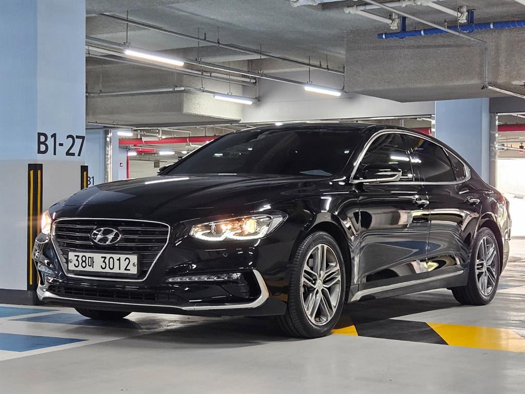 HYUNDAI Grandeur 2017 Negro - Importación desde Corea - HF Imports Iquique - Foto 1
