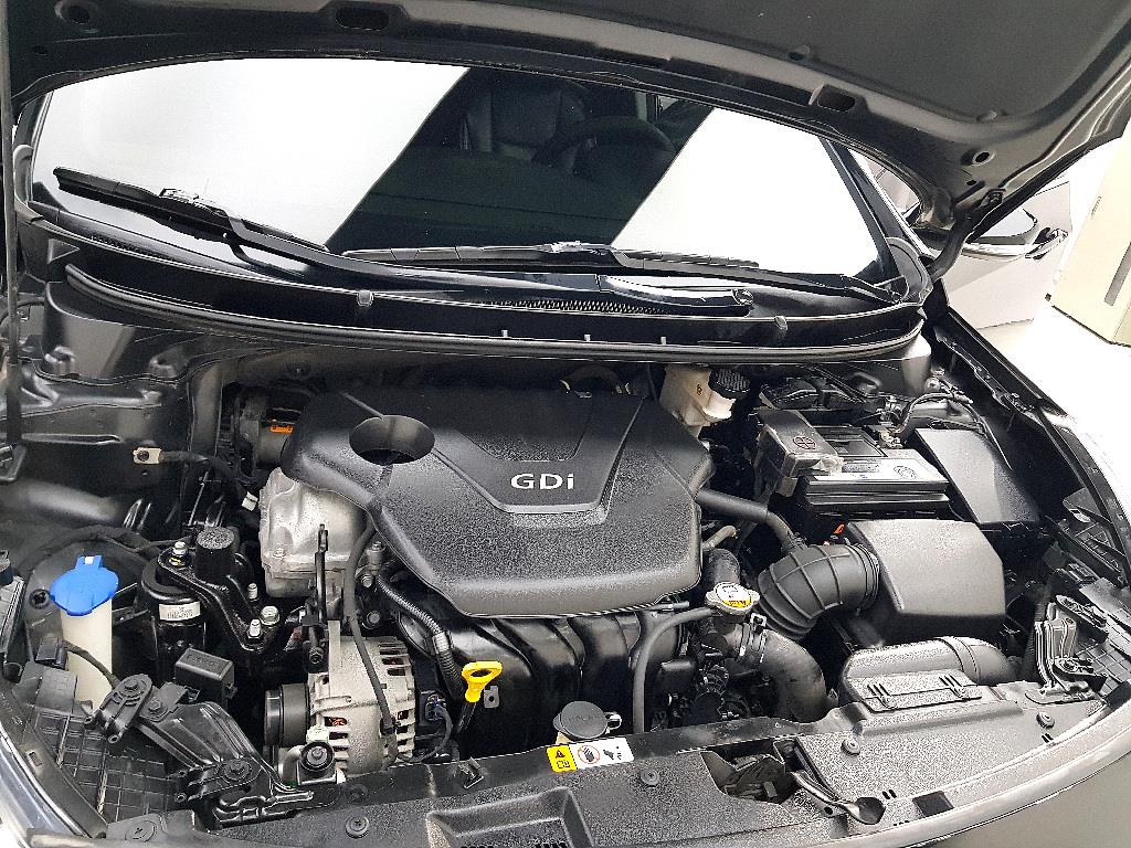 HYUNDAI i30 - Vista 6