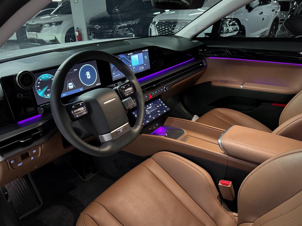 HYUNDAI Grandeur - Vista 10