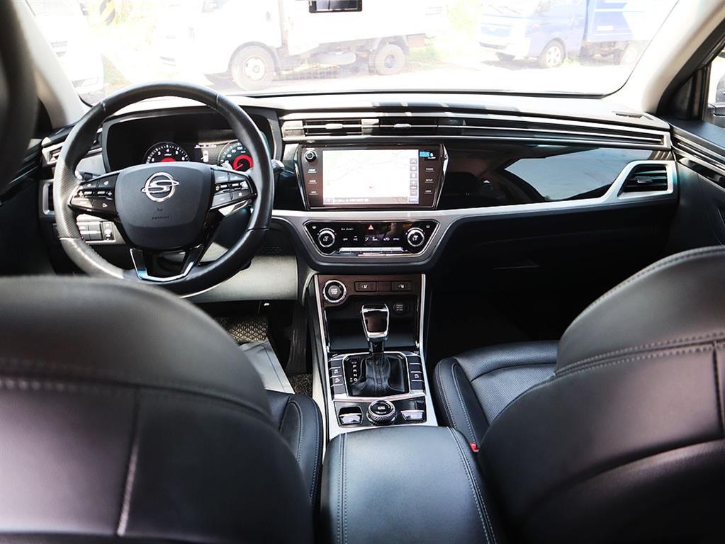 Ssangyong Korando - Vista 9