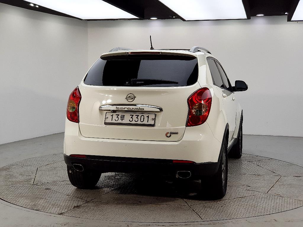 Ssangyong Korando - Vista 3