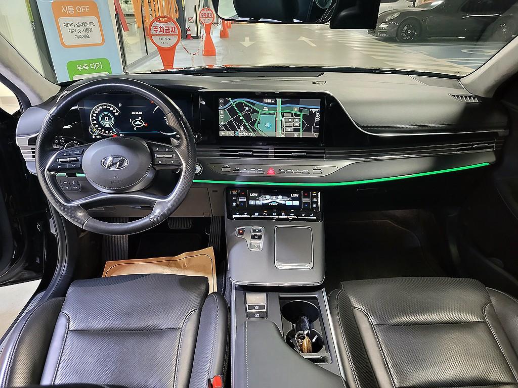 HYUNDAI Grandeur - Vista 6