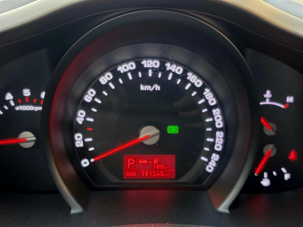 KIA Sportage - Vista 5