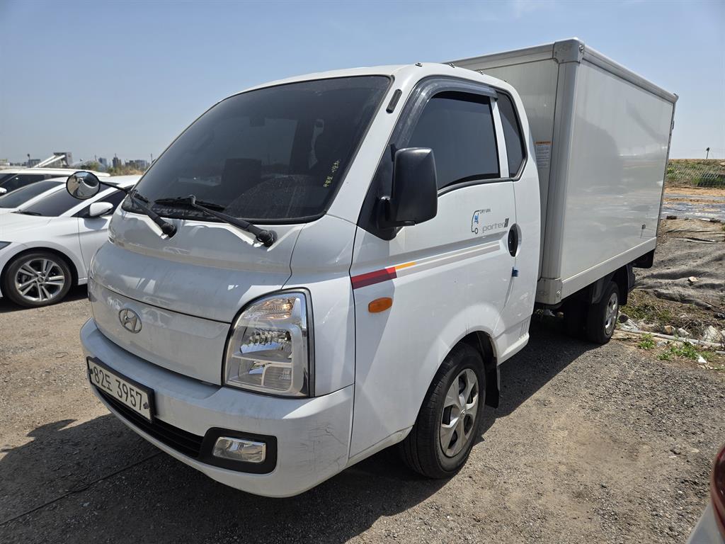 Small Truck Cargo (small) 2020 Blanco - Importación desde Corea - HF Imports Iquique - Foto 1