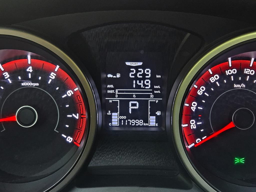 Ssangyong Tivoli 2016 Blanco - Importación desde Corea - HF Imports Iquique - Foto 14