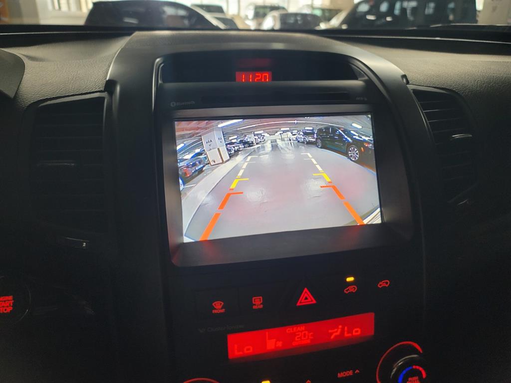 KIA Sorento - Vista 8