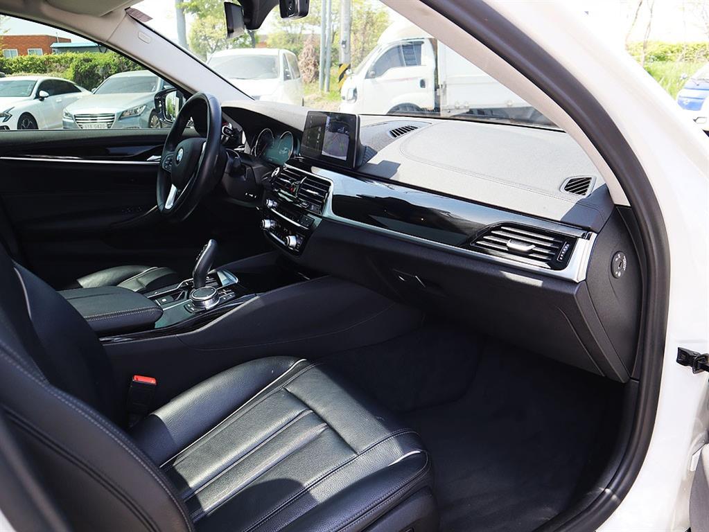 BMW 5 Series 2018 - Importación desde Corea - HF Imports Iquique - Foto 13