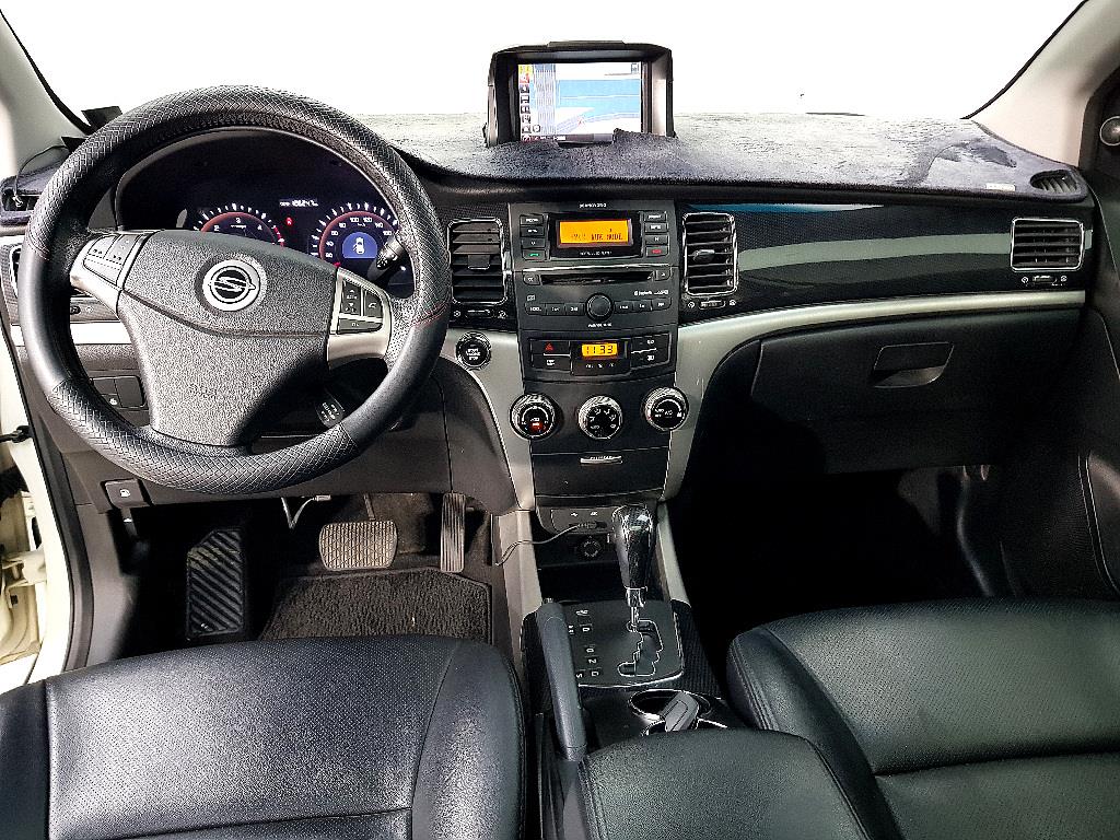 Ssangyong Korando - Vista 5