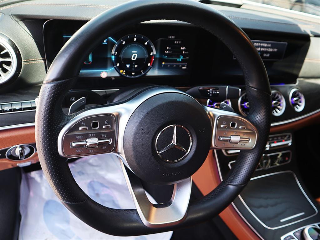 Mercedes Benz E class - Vista 11