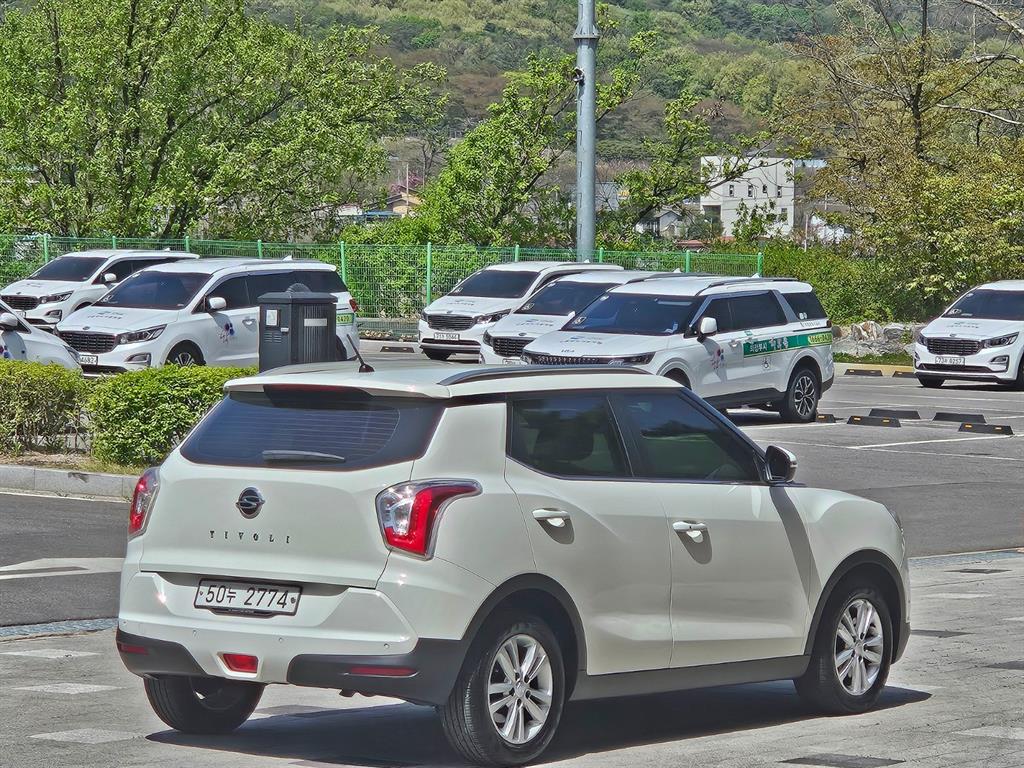 Ssangyong Tivoli - Vista 4