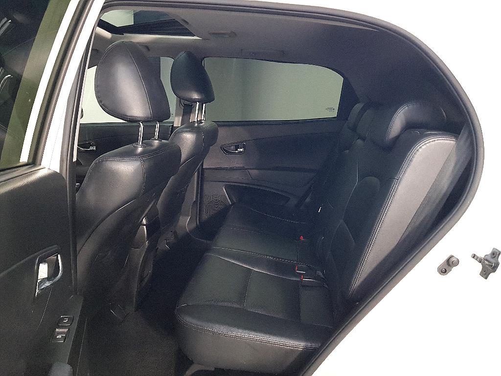 Ssangyong Korando - Vista 8