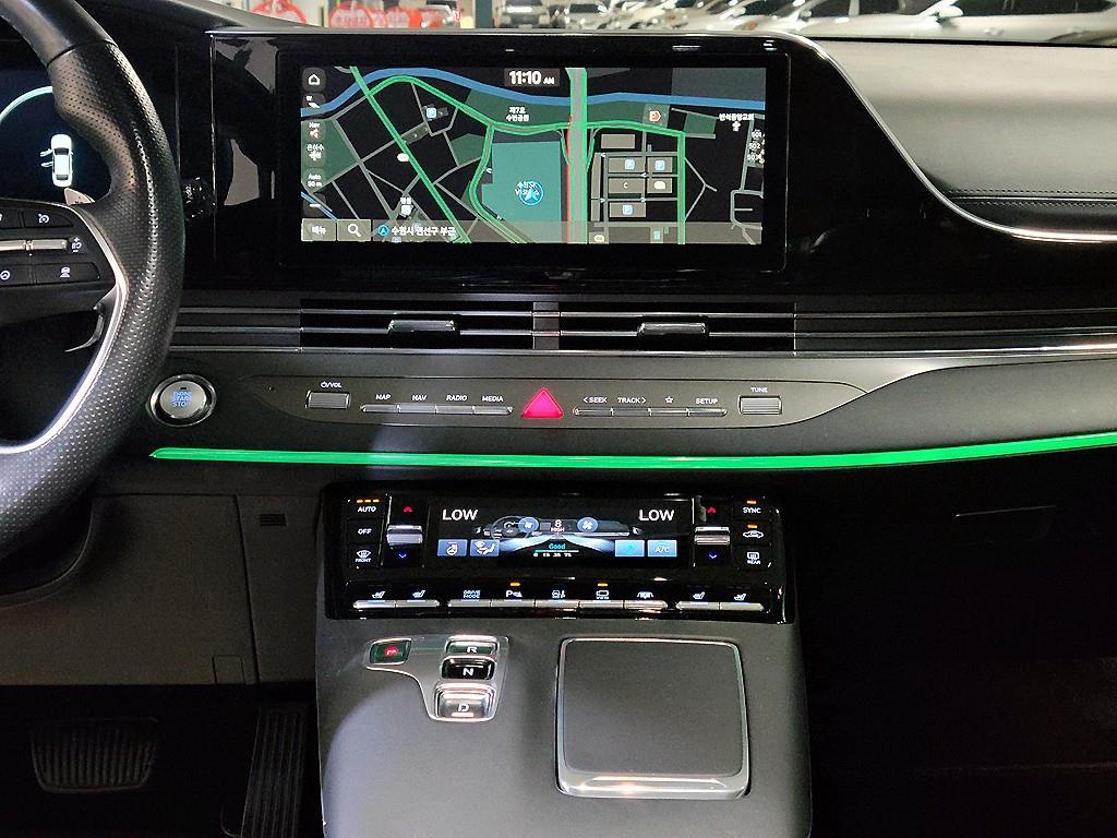 HYUNDAI Grandeur - Vista 11