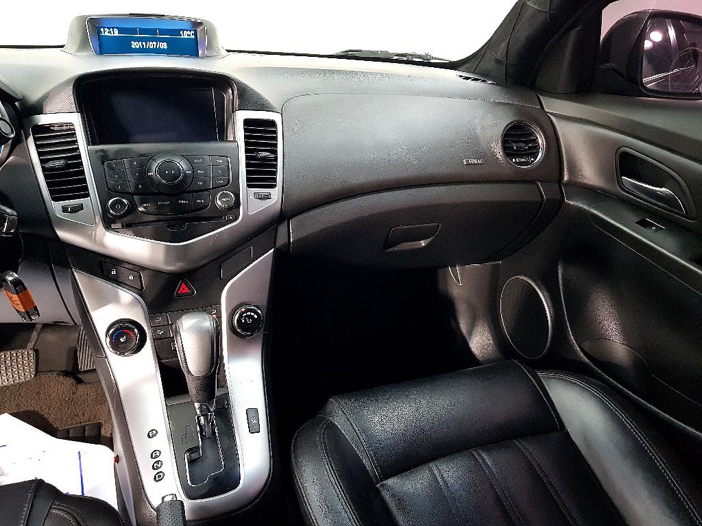 Chevrolet Cruise - Vista 10