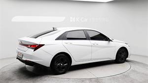 HYUNDAI Avante - Vista 4