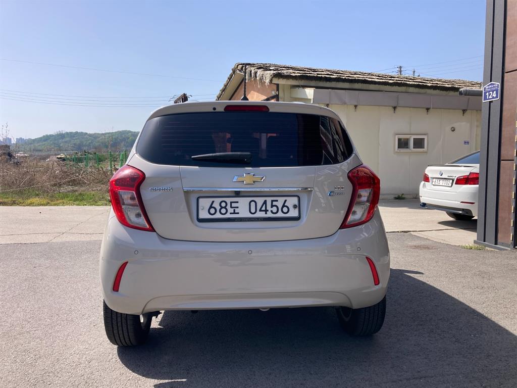 Chevrolet Spark - Vista 5