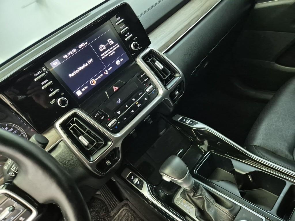KIA Sorento - Vista 10