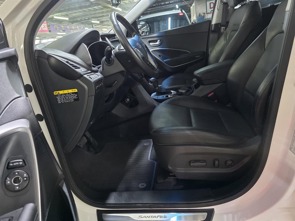 HYUNDAI Santa Fe - Vista 7