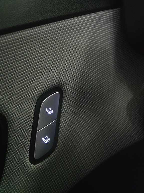 HYUNDAI Kona - Vista 7