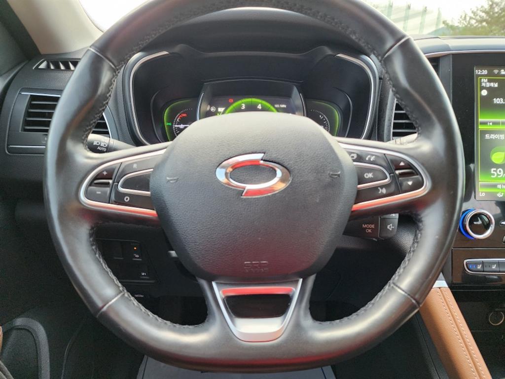 SAMSUNG QM6 - Vista 11