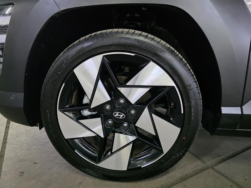 HYUNDAI Kona - Vista 5