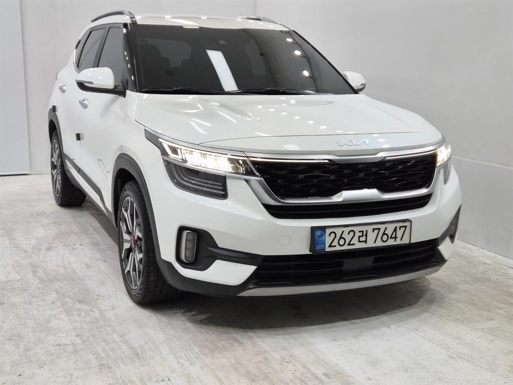 KIA Seltos - Vista 2