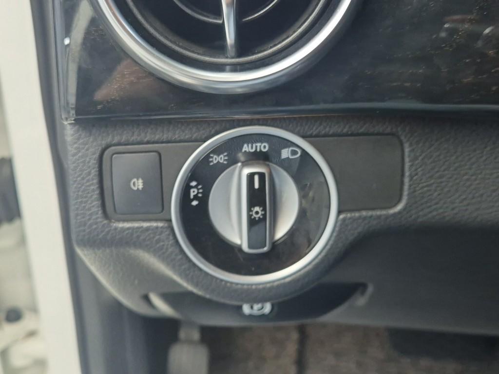 Mercedes Benz GLK Class 2013 Blanco - Importación desde Corea - HF Imports Iquique - Foto 15