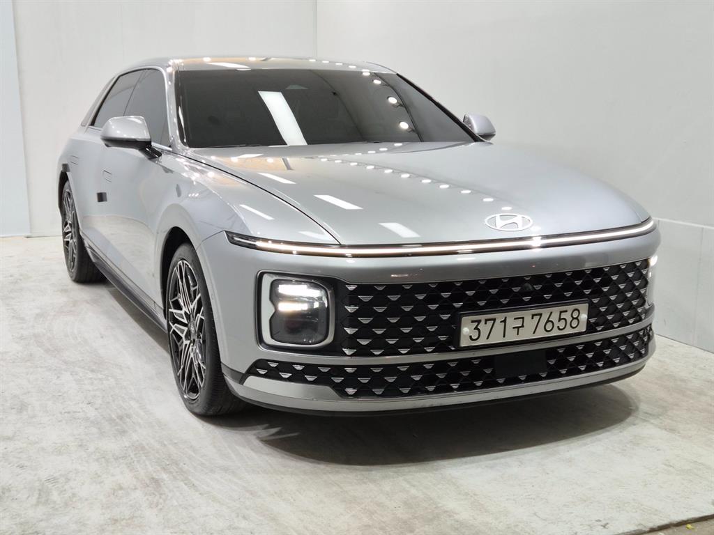 HYUNDAI Grandeur - Vista 2