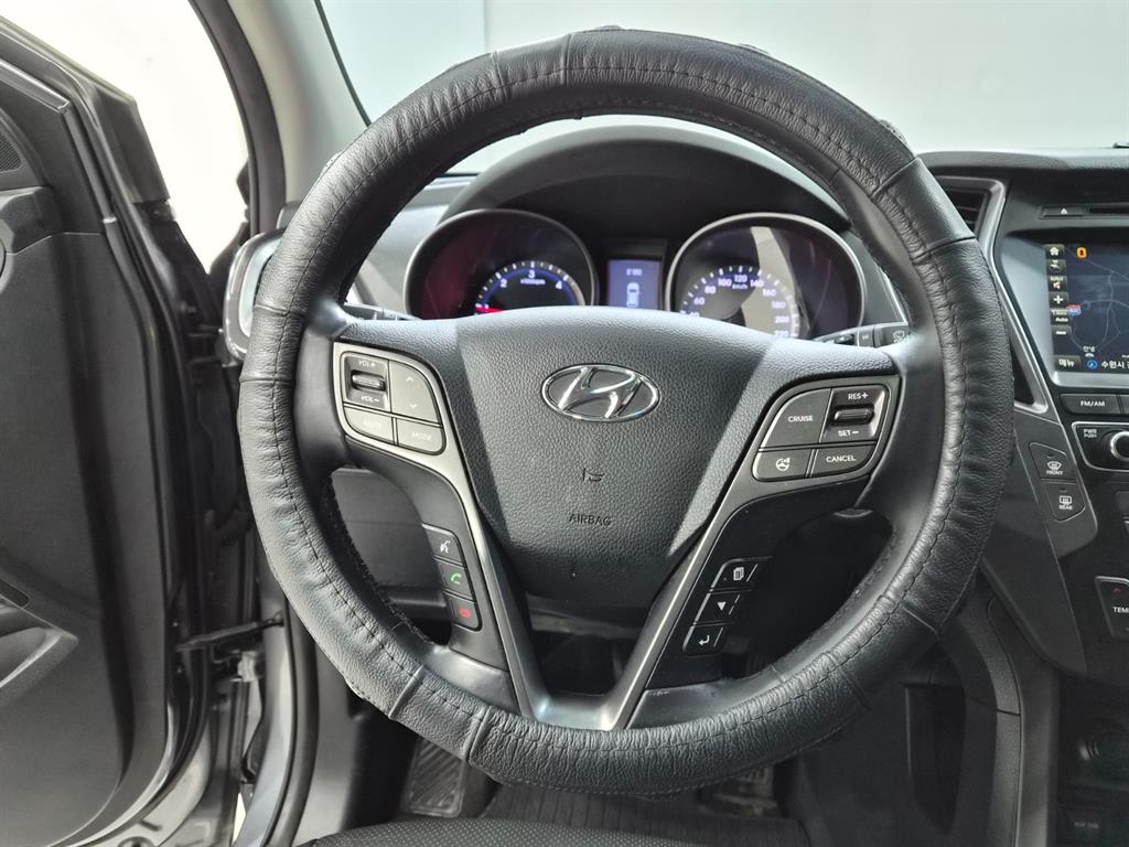 HYUNDAI Santa Fe - Vista 10