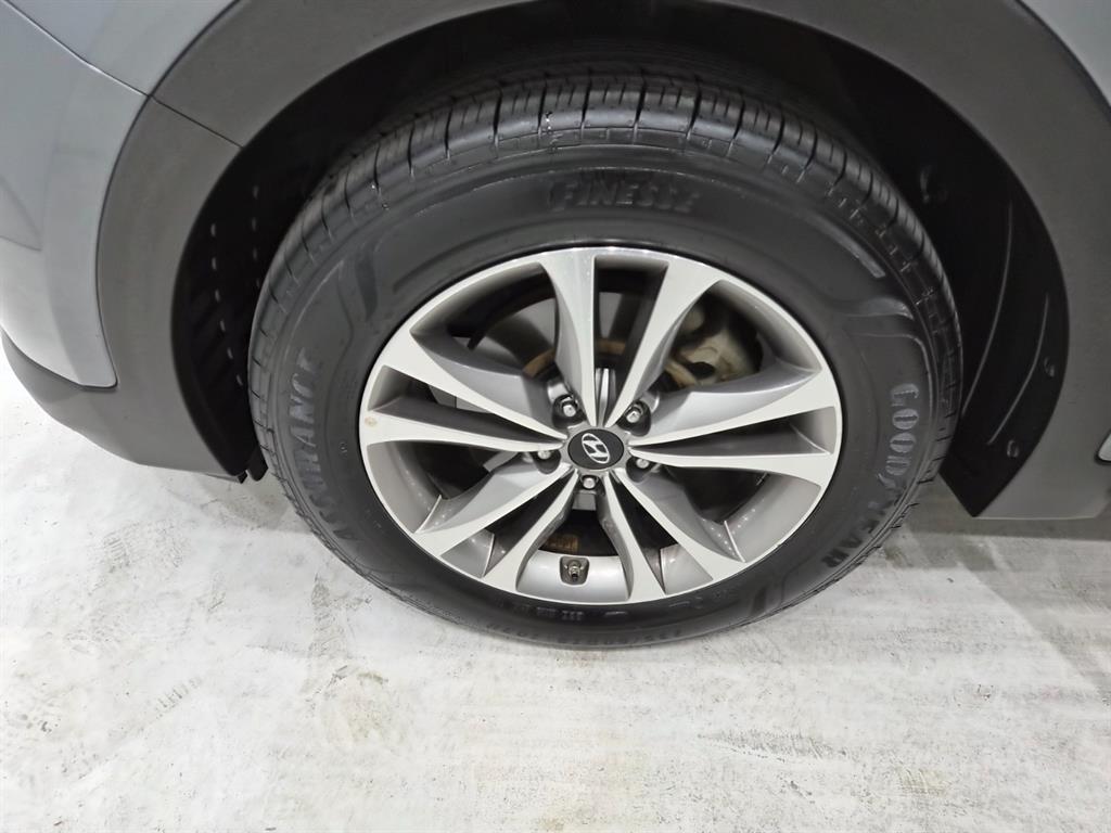 HYUNDAI Santa Fe 2015 Gris - Importación desde Corea - HF Imports Iquique - Foto 17