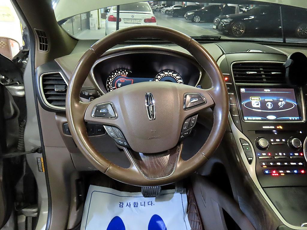 Lincoln MKX - Vista 7