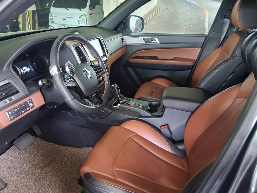 Ssangyong Rexton - Vista 12