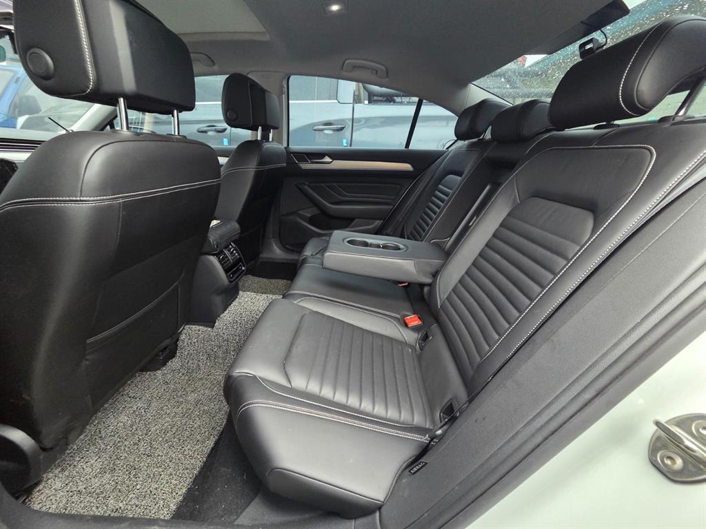 Volkswagen Passat - Vista 7