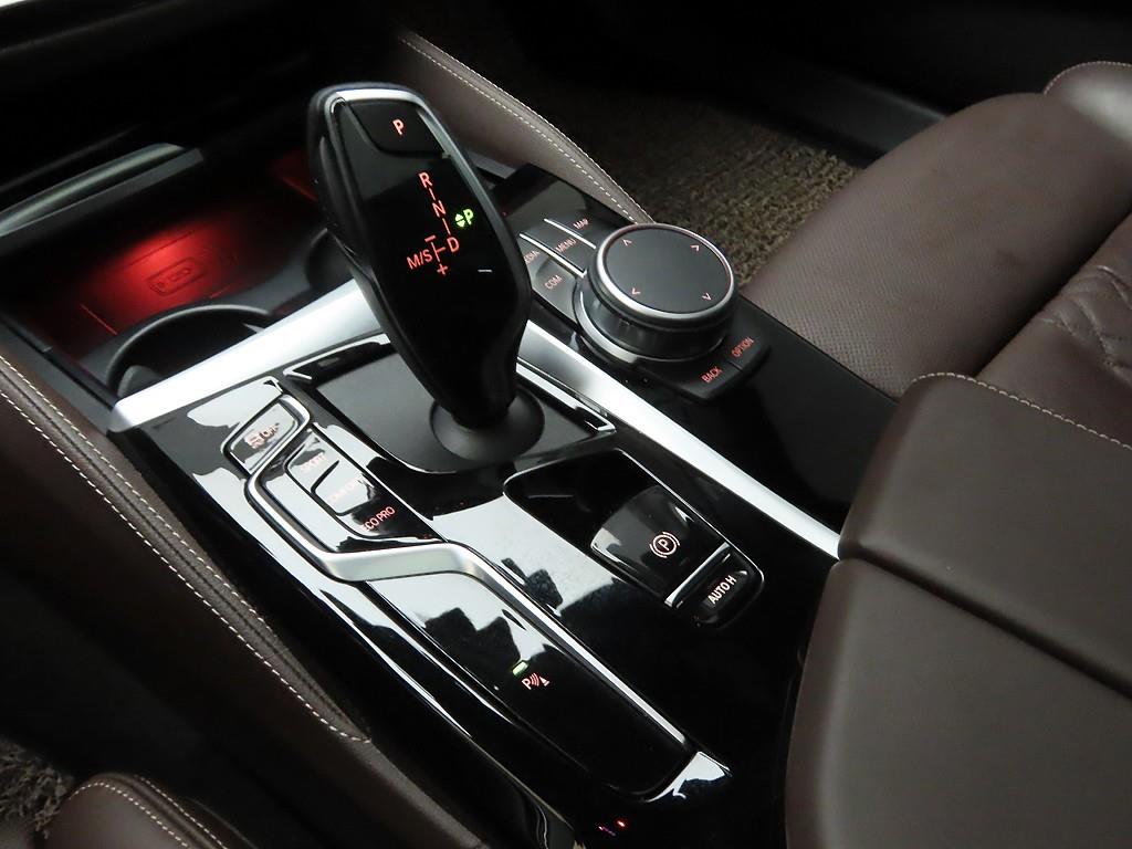 BMW 5 Series - Vista 10