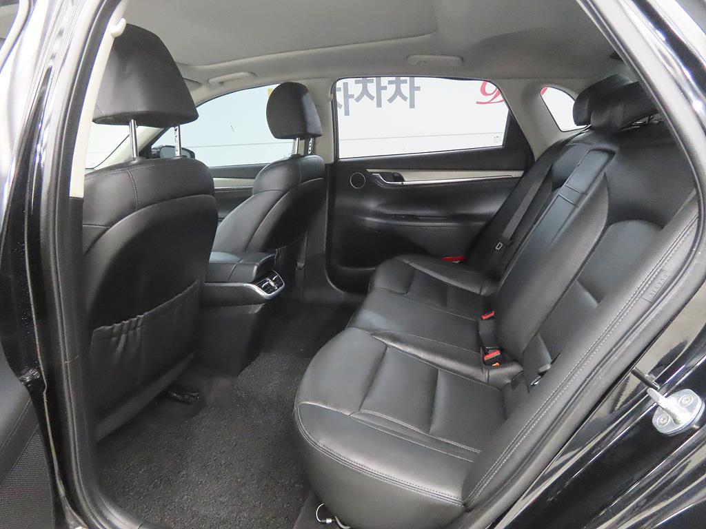 HYUNDAI Grandeur - Vista 6