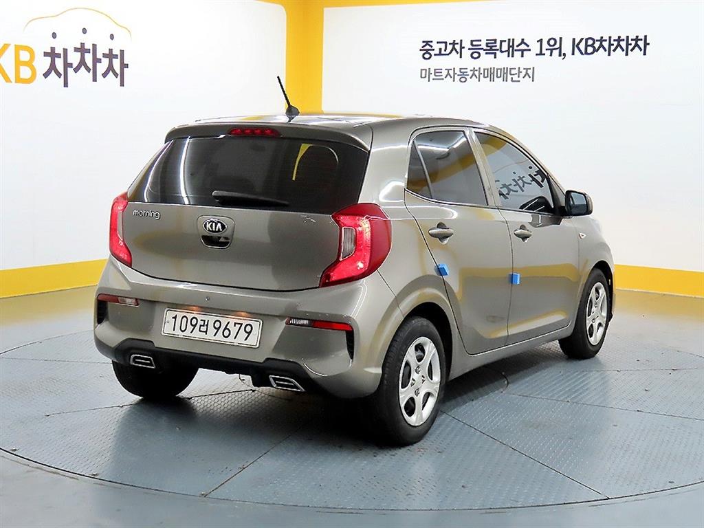 KIA Morning - Vista 4
