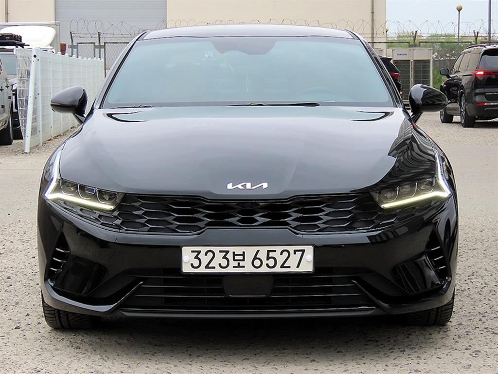 KIA K5 2023 Negro - Importación desde Corea - HF Imports Iquique - Foto 1