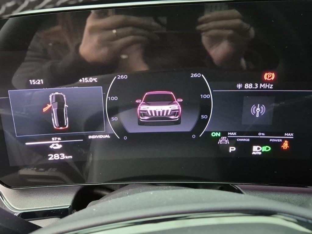 Audi Q6 e-tron - Vista 6