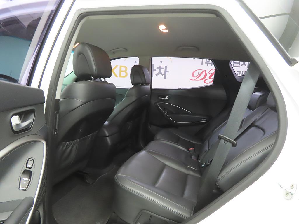 HYUNDAI Santa Fe - Vista 6
