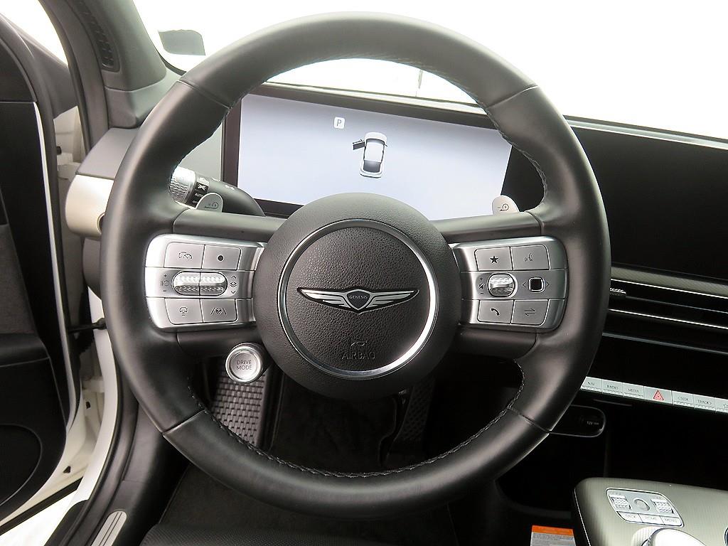 Genesis GV60 - Vista 10