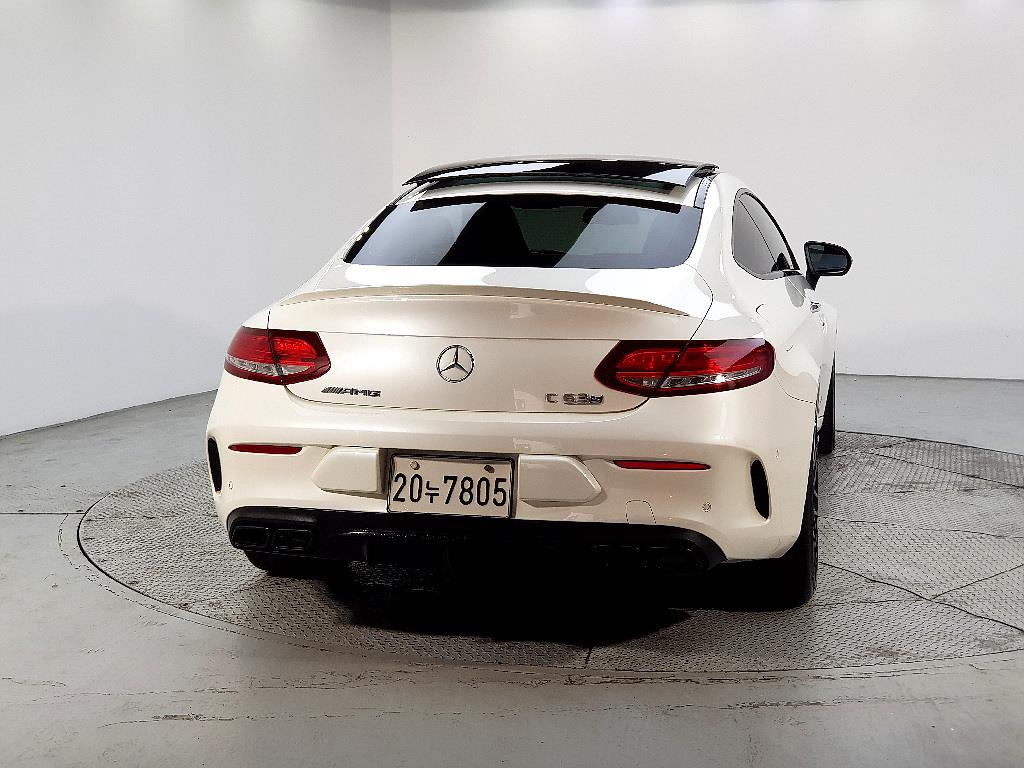 Mercedes Benz C Class - Vista 3