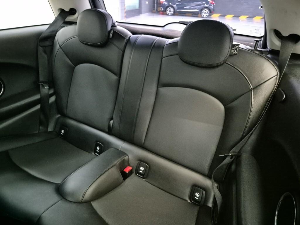 Mini Cooper - Vista 12