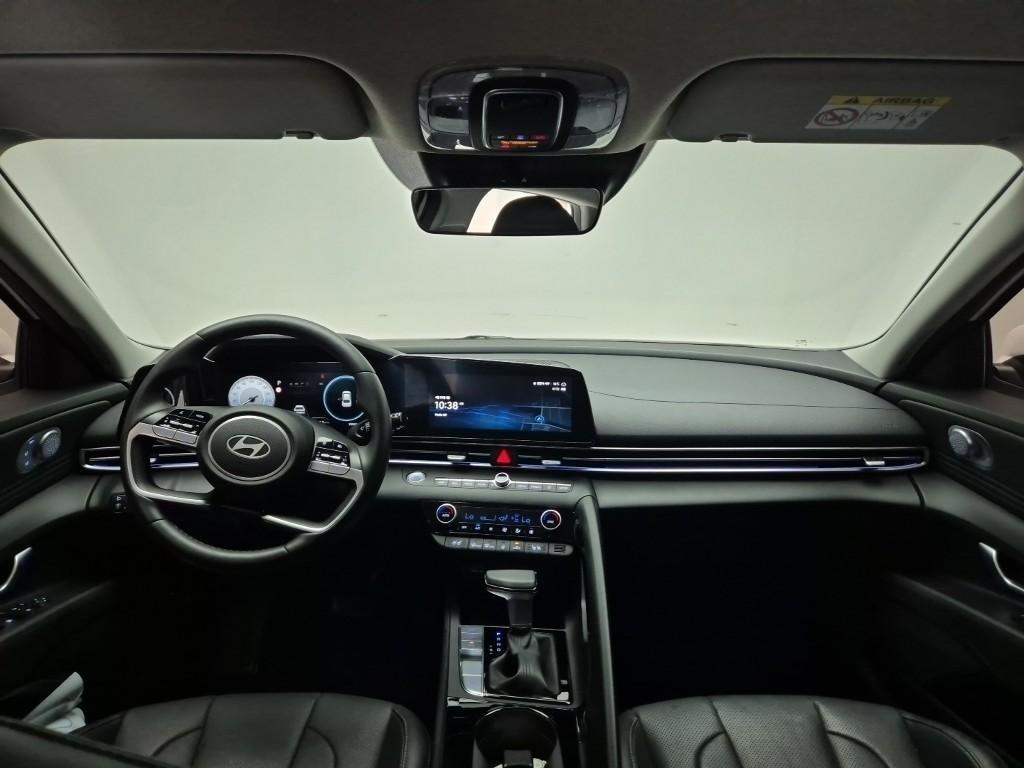 HYUNDAI Avante - Vista 7